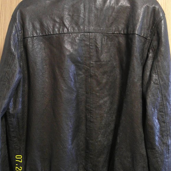 Tommy Hilfiger leather jacket. - Picture 11 of 11